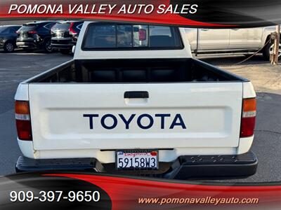 1994 Toyota Pickup   - Photo 5 - Pomona, CA 91767