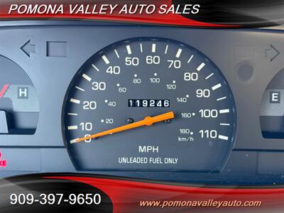 1994 Toyota Pickup   - Photo 18 - Pomona, CA 91767