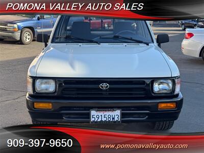 1994 Toyota Pickup   - Photo 2 - Pomona, CA 91767