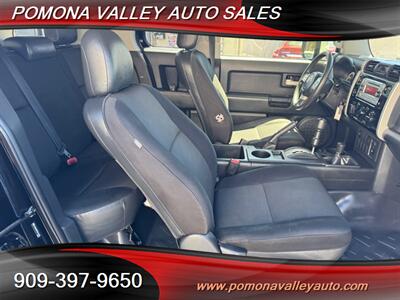 2014 Toyota FJ Cruiser - Photo 7 - Pomona, CA 91767