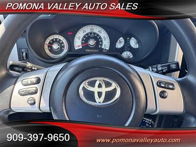 2014 Toyota FJ Cruiser - Photo 23 - Pomona, CA 91767