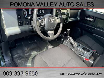 2014 Toyota FJ Cruiser   - Photo 11 - Pomona, CA 91767