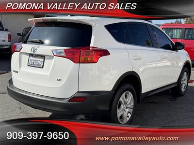 2014 Toyota RAV4 LE   - Photo 4 - Pomona, CA 91767