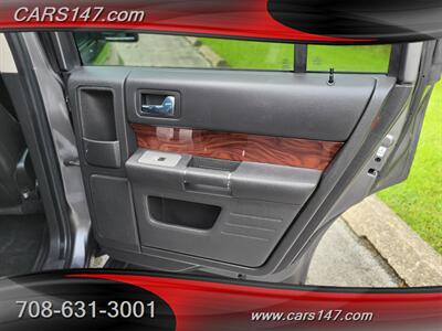 2010 Ford Flex SEL   - Photo 17 - Midlothian, IL 60445