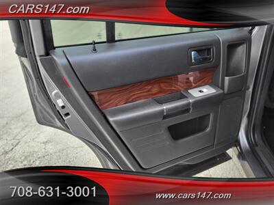 2010 Ford Flex SEL   - Photo 15 - Midlothian, IL 60445