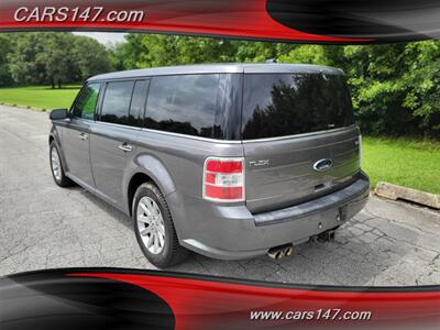 2010 Ford Flex SEL   - Photo 8 - Midlothian, IL 60445