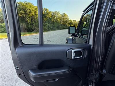 2018 Jeep Wrangler Unlimited Sahara - Photo 26 - Midlothian, IL 60445