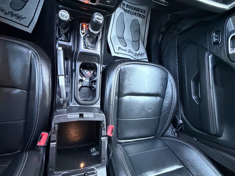 2018 Jeep Wrangler Unlimited Sahara - Photo 14 - Midlothian, IL 60445