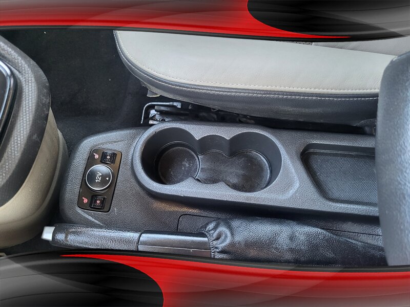 2016 Ford Transit Connect Titanium photo 18