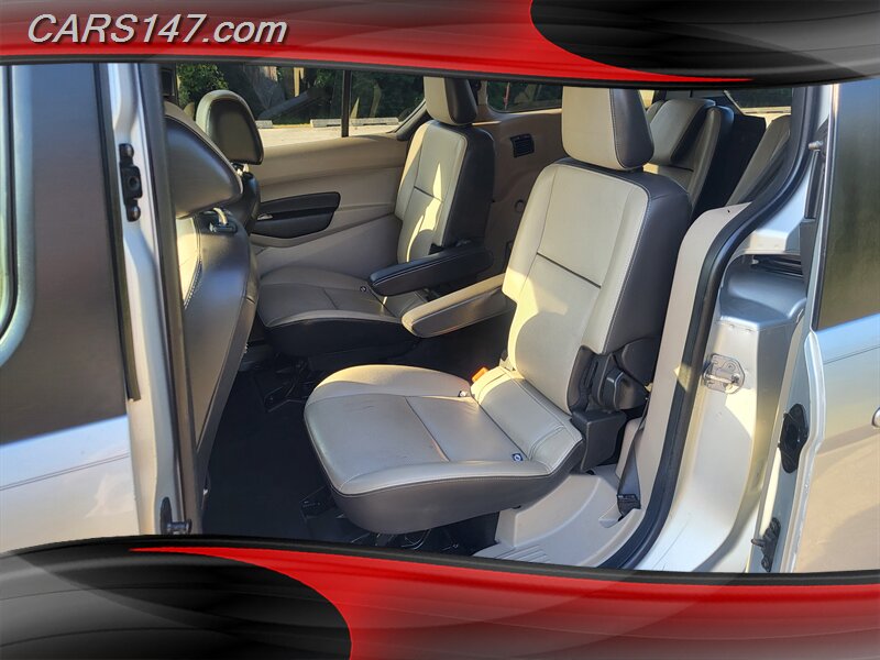 2016 Ford Transit Connect Titanium photo 11