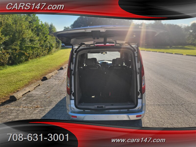 2016 Ford Transit Connect Titanium photo 8