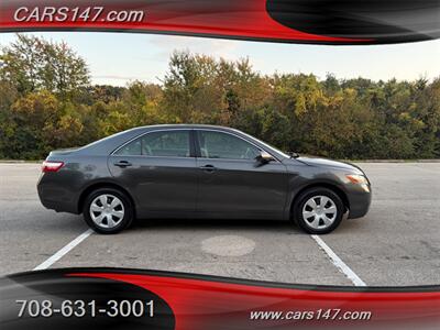 2009 Toyota Camry LE - Photo 6 - Midlothian, IL 60445