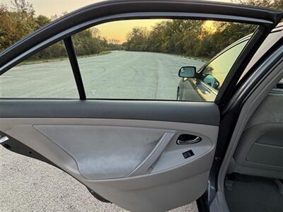 2009 Toyota Camry LE - Photo 23 - Midlothian, IL 60445