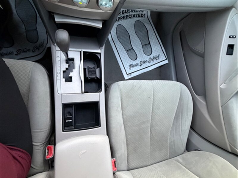 2009 Toyota Camry LE - Photo 15 - Midlothian, IL 60445