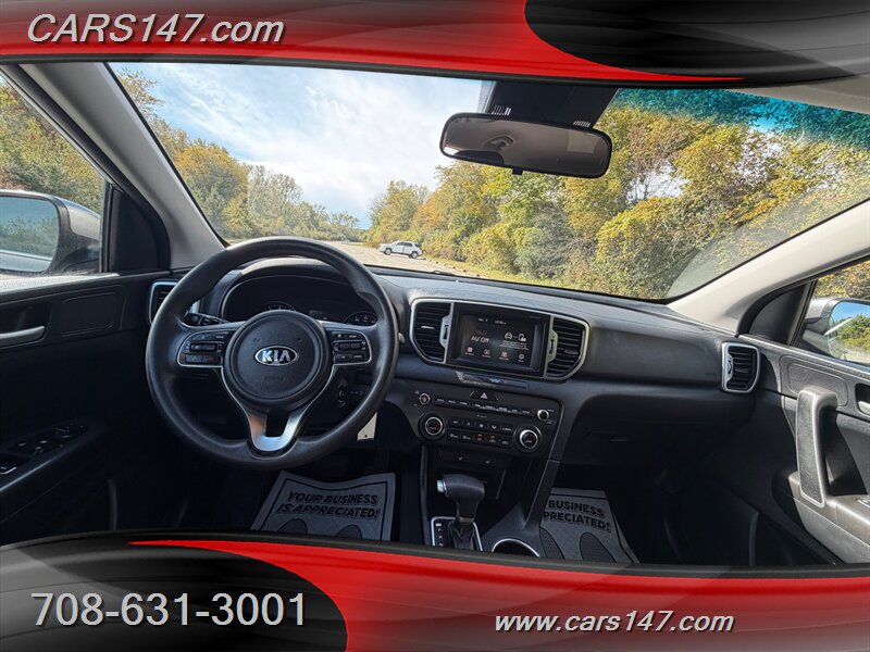 2018 Kia Sportage LX - Photo 10 - Midlothian, IL 60445