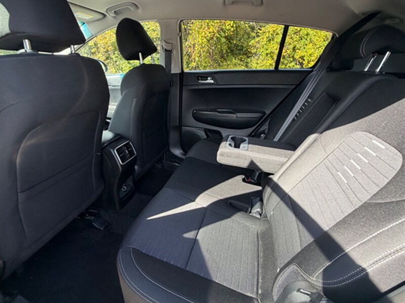 2018 Kia Sportage LX - Photo 20 - Midlothian, IL 60445