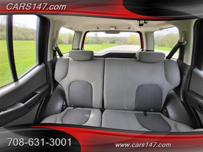 2010 Nissan Xterra S   - Photo 15 - Midlothian, IL 60445