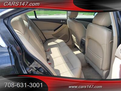 2010 Nissan Altima 3.5 SR   - Photo 14 - Midlothian, IL 60445