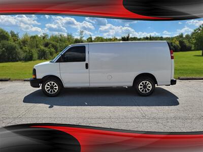 2013 Chevrolet Express 1500   - Photo 2 - Midlothian, IL 60445