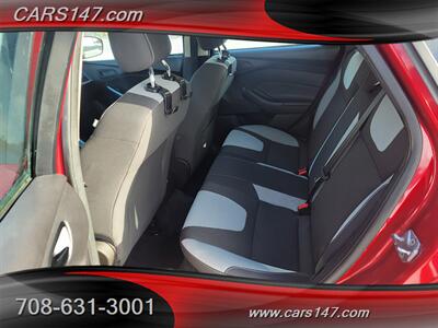 2012 Ford Focus SE   - Photo 13 - Midlothian, IL 60445
