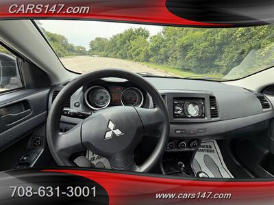 2009 Mitsubishi Lancer DE   - Photo 12 - Midlothian, IL 60445