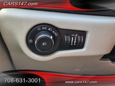 2020 Chrysler Pacifica Touring   - Photo 18 - Midlothian, IL 60445