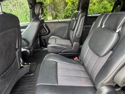 2016 Chrysler Town and Country S - Photo 20 - Midlothian, IL 60445