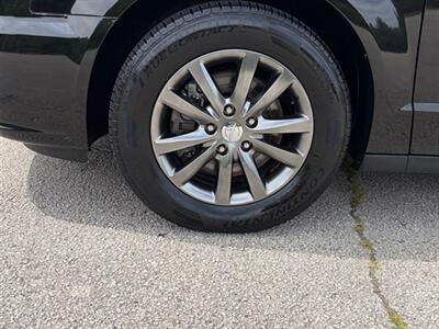 2016 Chrysler Town and Country S - Photo 27 - Midlothian, IL 60445