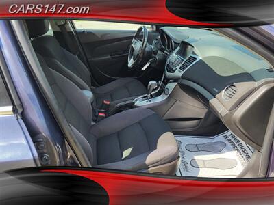 2014 Chevrolet Cruze ECO Auto - Photo 12 - Midlothian, IL 60445