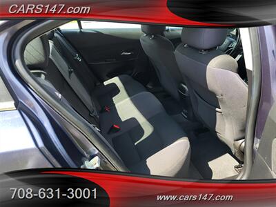 2014 Chevrolet Cruze ECO Auto - Photo 14 - Midlothian, IL 60445