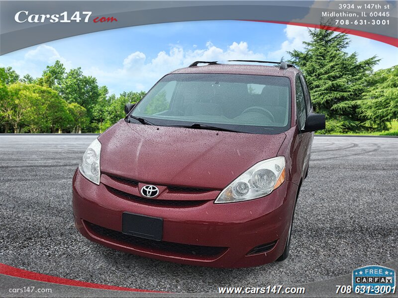 2009 Toyota Sienna LE 7-Passenger - Photo 1 - Midlothian, IL 60445