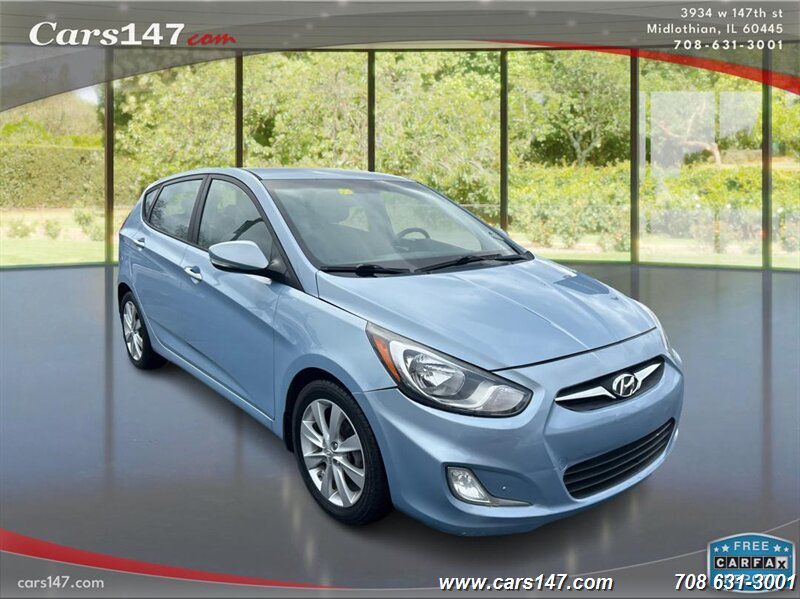 2013 Hyundai Accent SE photo 7