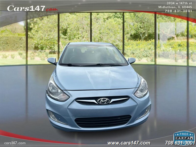 2013 Hyundai Accent SE photo 8