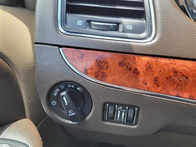 2015 Chrysler Town and Country Touring-L - Photo 20 - Midlothian, IL 60445