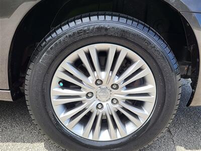 2015 Chrysler Town and Country Touring-L - Photo 32 - Midlothian, IL 60445