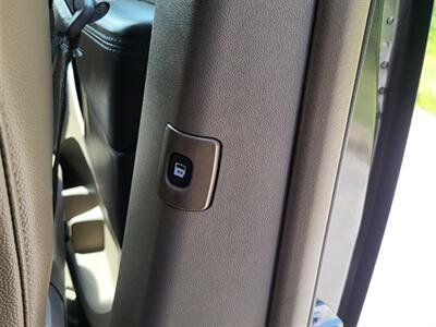 2015 Chrysler Town and Country Touring-L - Photo 27 - Midlothian, IL 60445