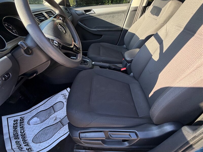 2016 Volkswagen Jetta 1.4T SE - Photo 17 - Midlothian, IL 60445