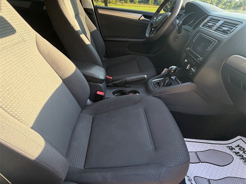 2016 Volkswagen Jetta 1.4T SE - Photo 18 - Midlothian, IL 60445