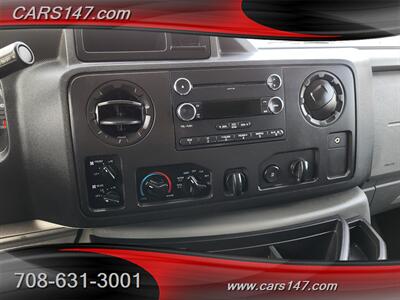 2014 Ford E-350 SD XLT   - Photo 21 - Midlothian, IL 60445