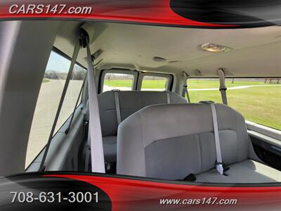 2014 Ford E-350 SD XLT   - Photo 15 - Midlothian, IL 60445
