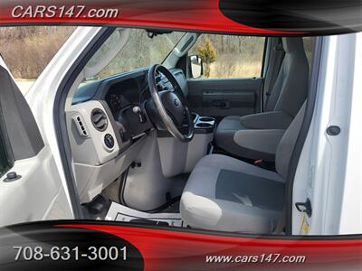 2014 Ford E-350 SD XLT   - Photo 12 - Midlothian, IL 60445