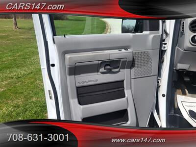 2014 Ford E-350 SD XLT   - Photo 27 - Midlothian, IL 60445