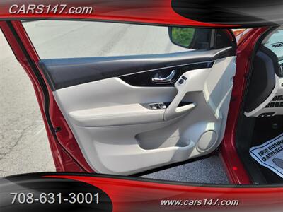 2017 Nissan Rogue Sport SL   - Photo 12 - Midlothian, IL 60445