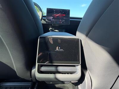 2026 Tesla Model Y Performance - Photo 11 - Midlothian, IL 60445