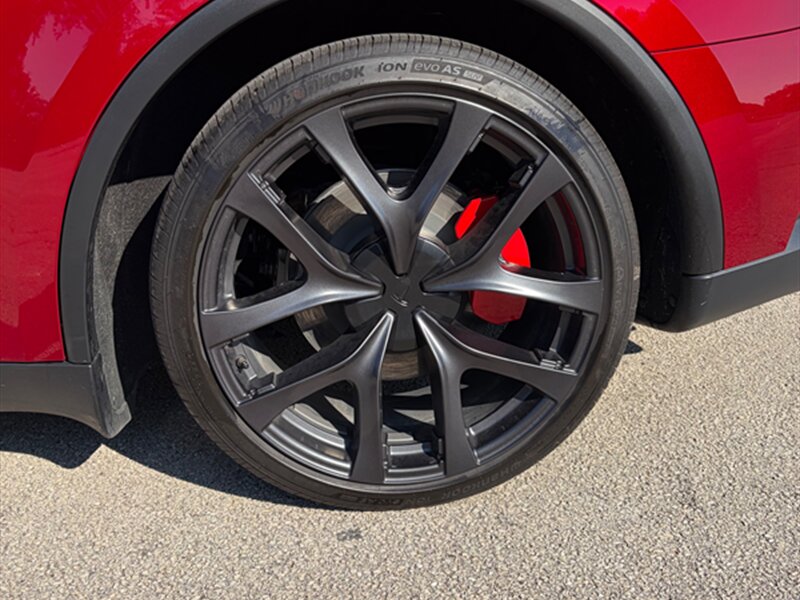 2026 Tesla Model Y Performance - Photo 28 - Midlothian, IL 60445