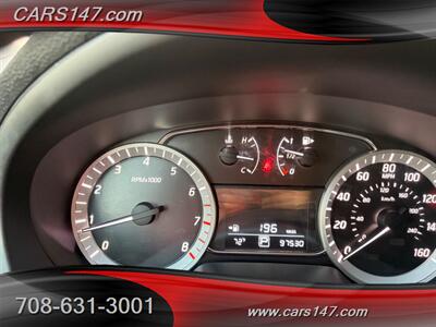 2013 Nissan Sentra SR   - Photo 12 - Midlothian, IL 60445