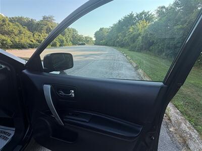 2013 Nissan Rogue SV w/SL Package - Photo 22 - Midlothian, IL 60445