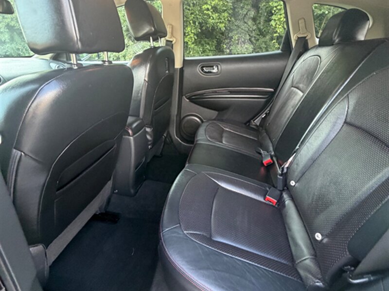 2013 Nissan Rogue SV w/SL Package - Photo 19 - Midlothian, IL 60445