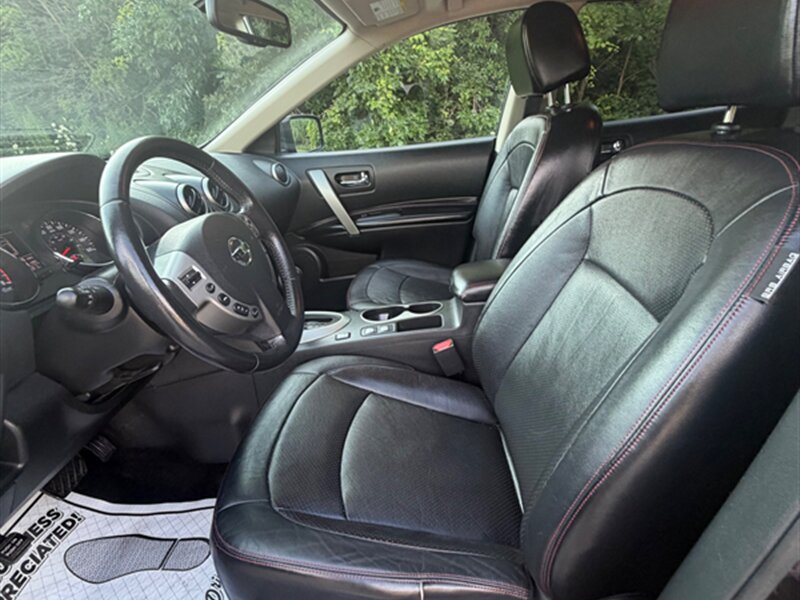 2013 Nissan Rogue SV w/SL Package - Photo 17 - Midlothian, IL 60445