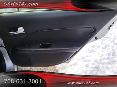 2006 Ford Fusion V6 SE - Photo 22 - Midlothian, IL 60445